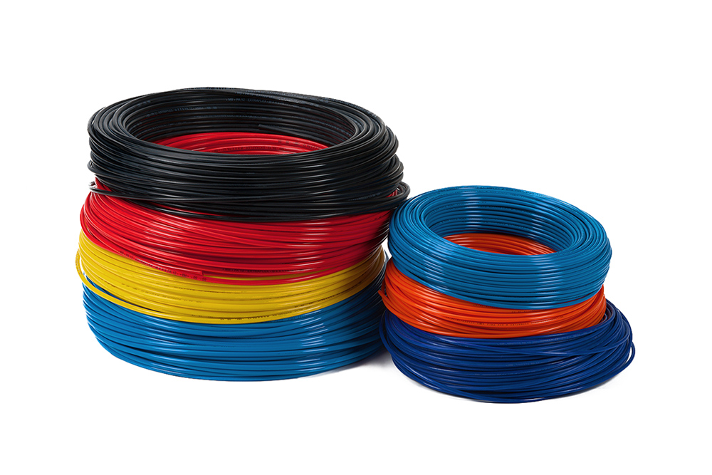 Linear tubes in polyamide PA 12 MB-LONGLIFE® red, black, yellow, light blue, orange and blue by Mebra Plastik