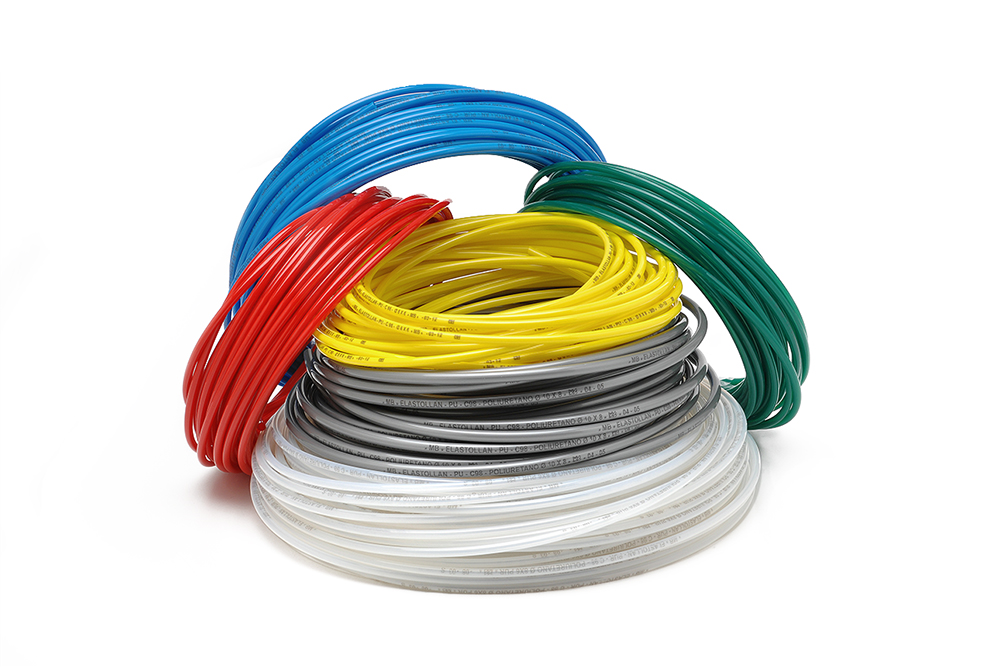 Tubi lineari flessibili in poliuretano ELASTOLLAN® C 98 rosso, giallo, neutro, grigio, verde, azzurro di Mebra Plastik